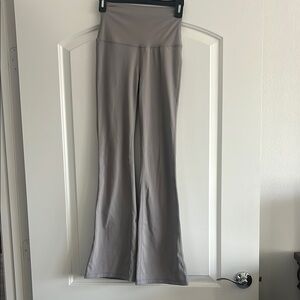Yogalicious Gray High-Waisted Leggings